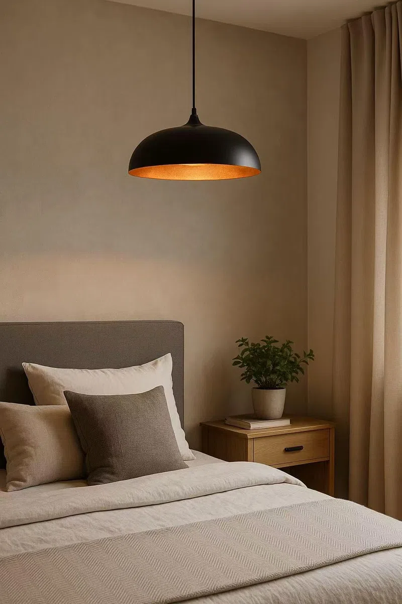 Lampadario a sospensione stile contemporaneo in metallo pendente a cupola attacco E27 luce tavolo cucina di colore nero o bianco Ø35 cm (NERO) B90-N