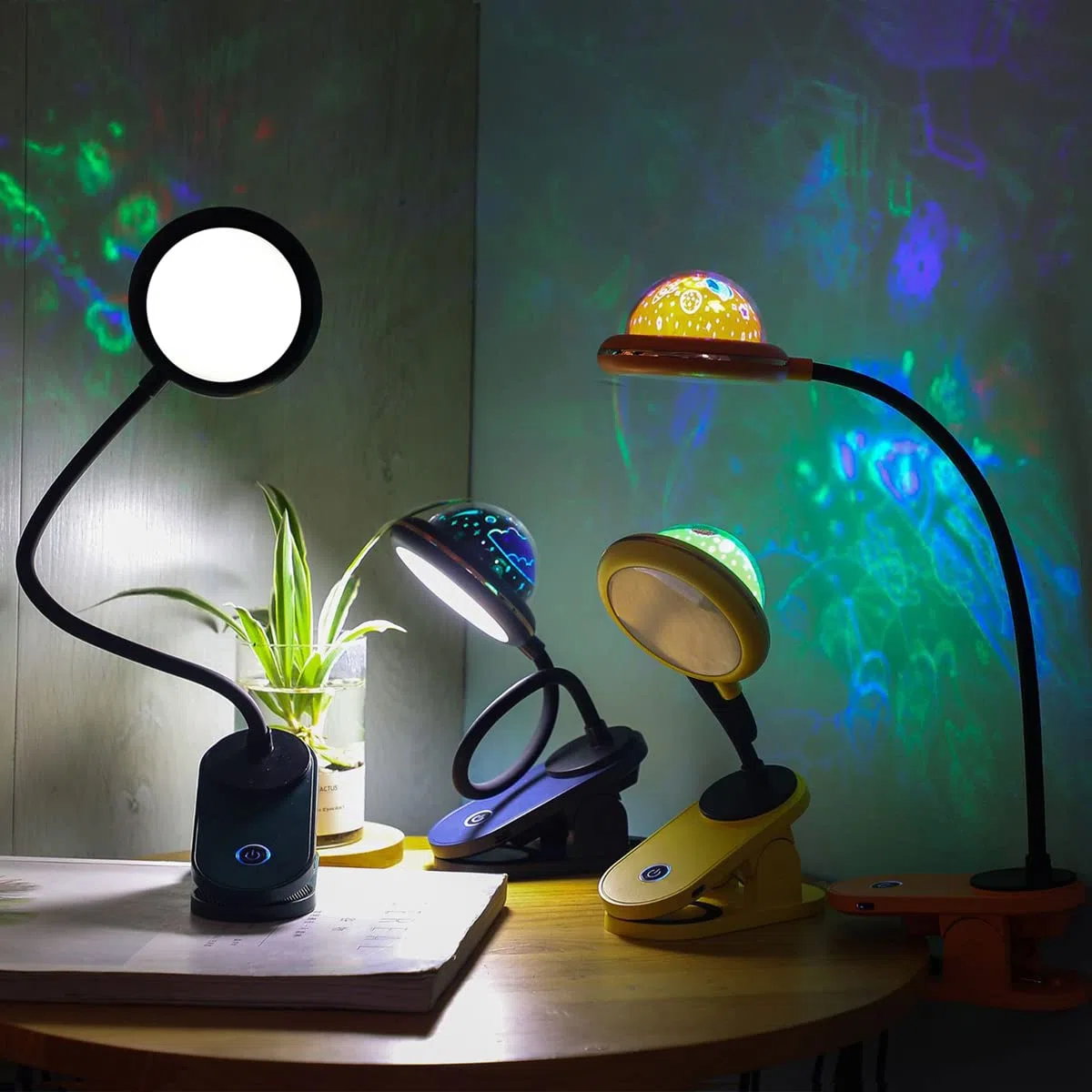 ACMHNC Lampada da Lettura Bambini con Pinza, USB Ricaricabile LED Lampada con Pinza con Proiezione Di Stelle, Verde Lampada da Scrivania Bambini Touch Dimmerabile, 4000K,per lettura, Studio, Letto