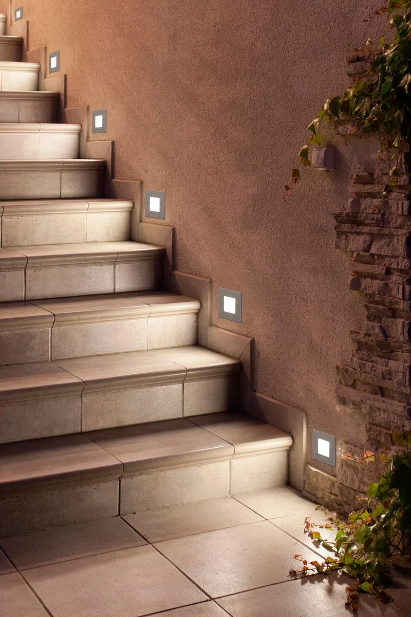 Segnapasso Faretto LED da incasso per scatola 503 IP65 4W 3 tonalità CCT Luce calda, naturale, fredda - vetro bianco per esterni e interni 220V (Luce diretta)