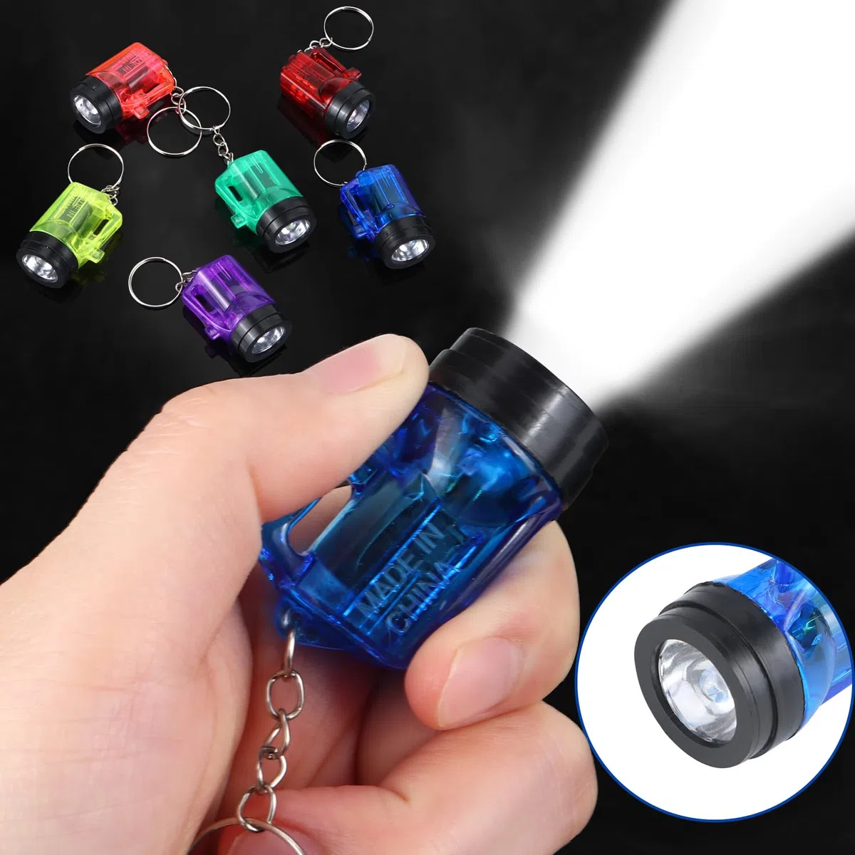 JSMTKJ Confezione da 24 mini Torce Elettriche, Portachiavi a Forma di Torcia Elettrica mini Lampada Pratico Giocattolo 4cm Piccola Torcia LED per Bambini Co-regalo, Campeggio, All'aperto