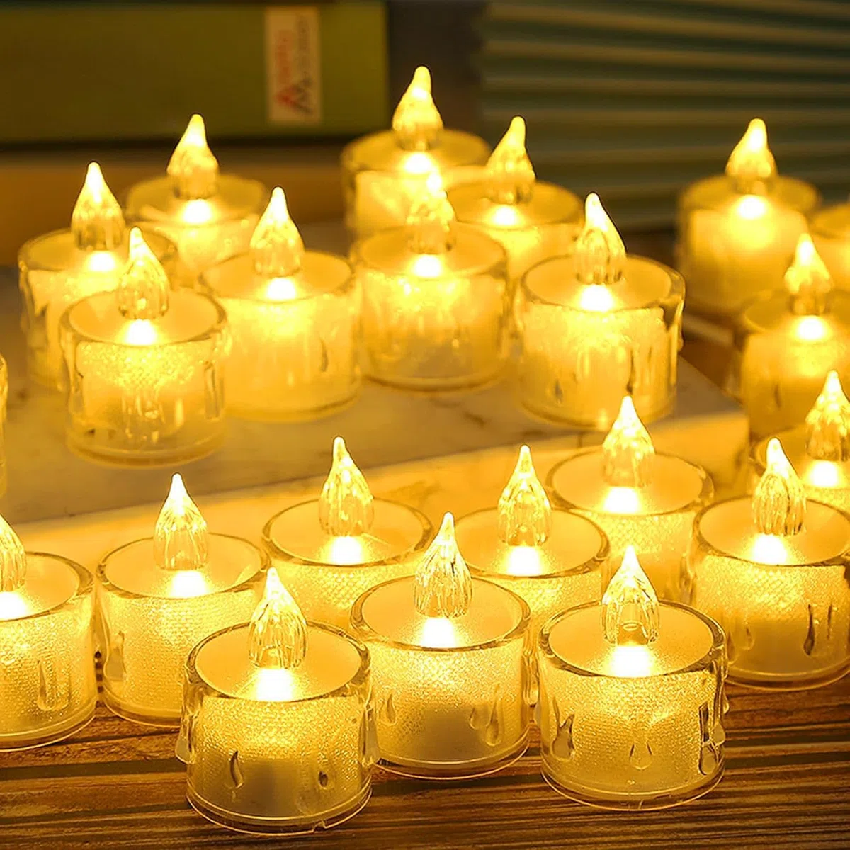 Candele a LED,35 pezzi Senza Fiamma,candele led con Batterie,Candele Elettriche luci tealight luci a LED realistiche per Matrimoni,vacanze,feste,Natale,Decorazioni Giardino(luce giallo calda)