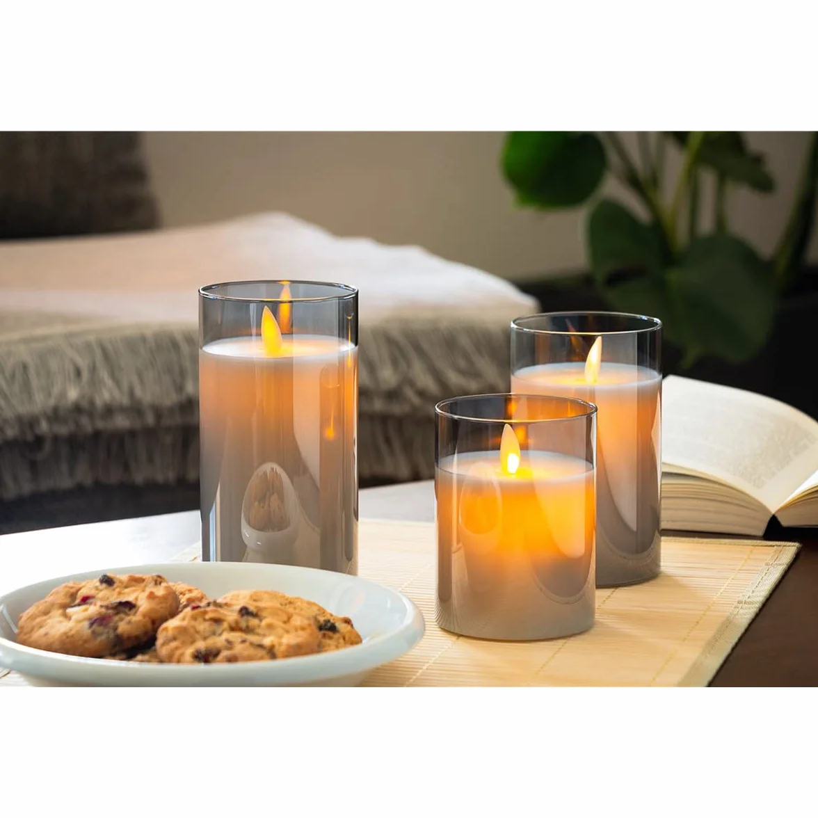 Goobay 60370 - Candela a LED in vera cera, altezza 10 cm, senza fiamma, con timer, colore grigio