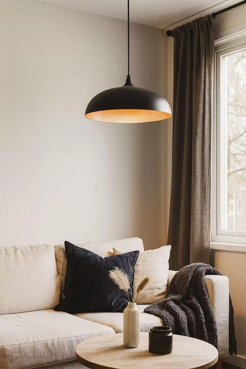 Lampadario a sospensione stile contemporaneo in metallo pendente a cupola attacco E27 luce tavolo cucina di colore nero o bianco Ø35 cm (NERO) B90-N