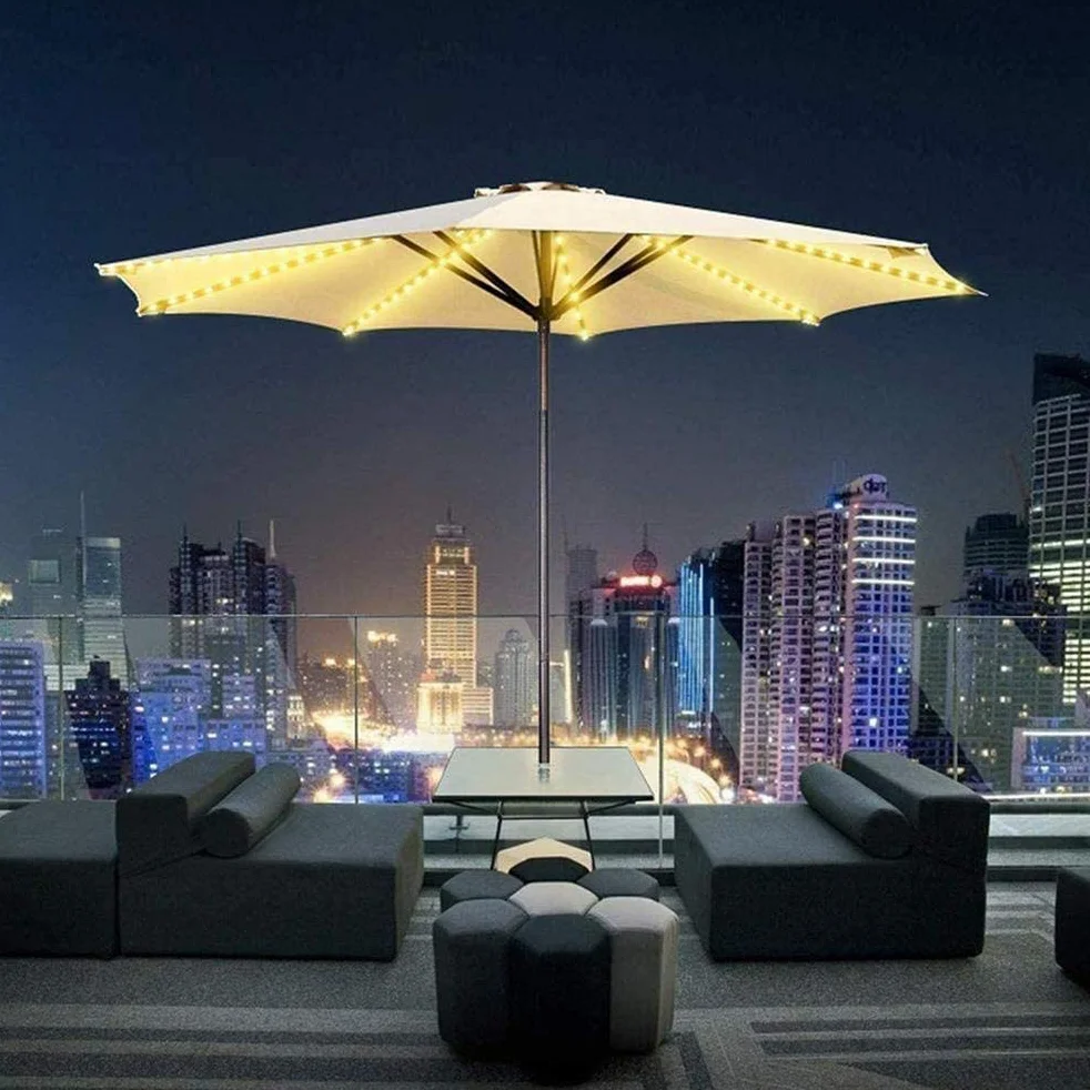 Illuminazione per Ombrellone Solare con Telecomando 104 LED 8 modalità Luci per Ombrelli per Patio Luce Decorativa per Interni Ed Esterni
