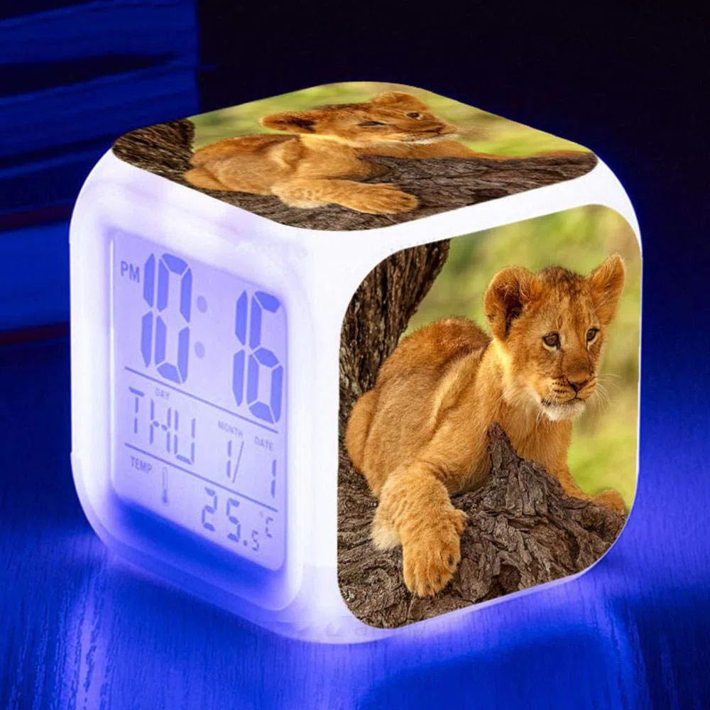 Sveglia Digitale Da Comodino Per Bambini - Sveglia Con Luce Notturna - Led 7 Colore Sveglia Leone Animale Wake Up Light Alarm Clocks Regalo Di Compleanno Per Ragazzi E Ragazze(A248)