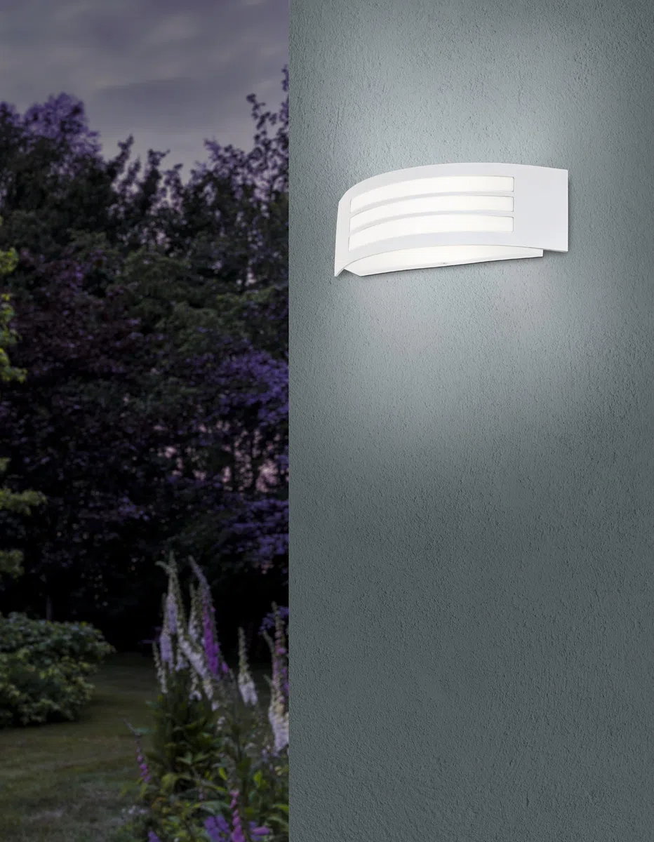 Eglo Leiros - Lampada da parete per esterni, design rettangolare, in metallo, colore bianco, attacco E27, IP44