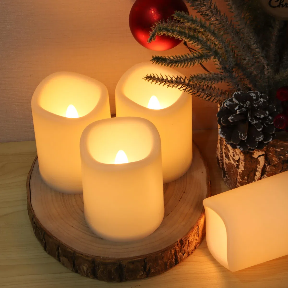 FREEPOWER 4 candele a LED per esterni, impermeabili, con timer, telecomando, funzionamento a batteria, senza fiamma, luce bianca calda, plastica, diametro 7,5 x 10 cm