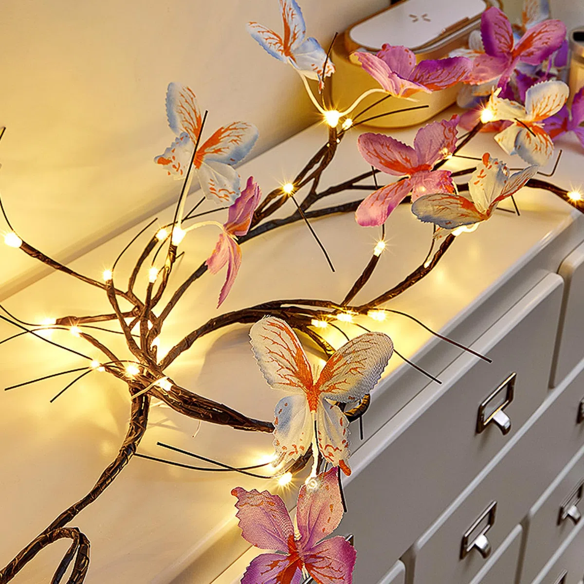 Farfalla Willow Vine Decorazione Da Parete,48 LED Luce a Forma di Farfalla 1.6M,Luci a LED Flessibili da Parete,Decorazione Primaverile,8 Modalità,per Natale,Festa Della Mamma,San Valentino