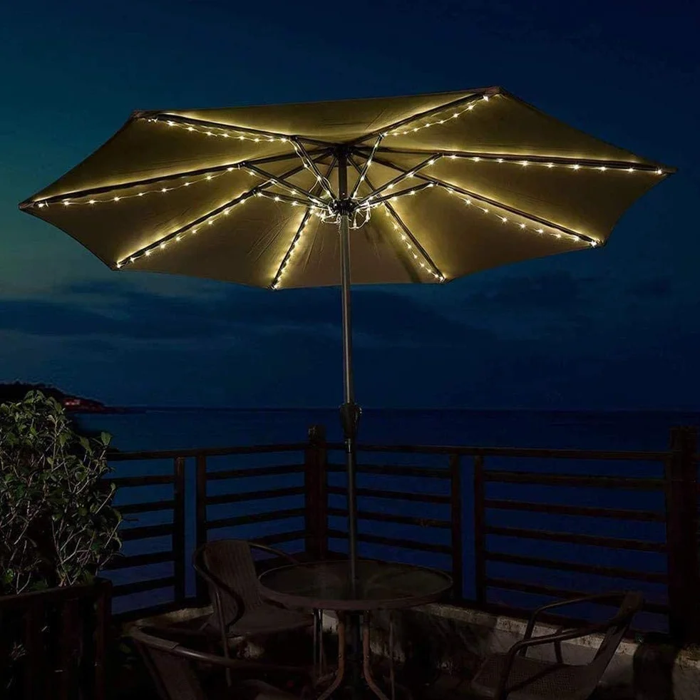 Illuminazione per Ombrellone Solare con Telecomando 104 LED 8 modalità Luci per Ombrelli per Patio Luce Decorativa per Interni Ed Esterni